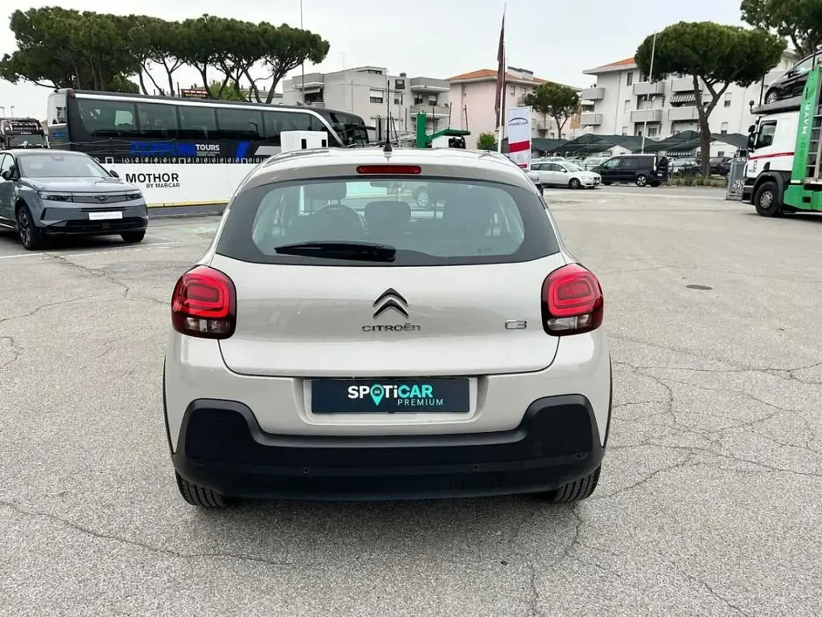 Usata Citroën C3 PureTech 83 CV (61 kW) 2024 Beige Utilitaria