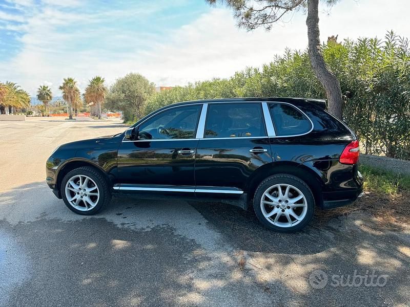 Usata Porsche Cayenne 240 CV (176 kW) 2009 Nero SUV