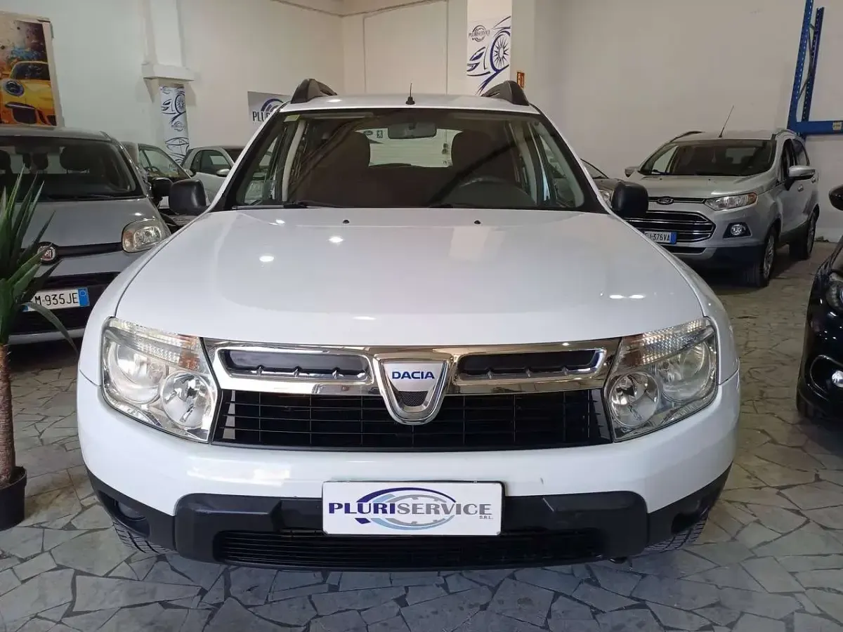 Usata Dacia Duster Lauréate 107 CV (78 kW) 2011 Bianco SUV