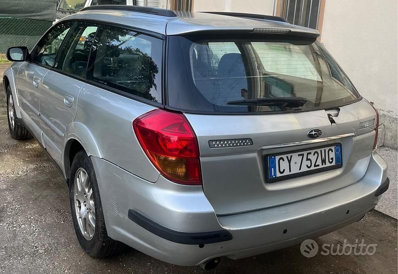 Usata Subaru Outback 2006 Grigio Station wagon