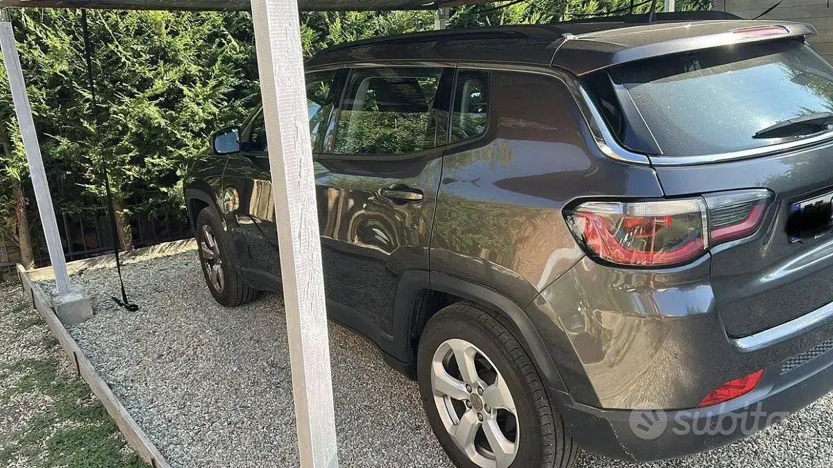 Usata Jeep Compass 120 CV (88 kW) 2019 Marrone SUV