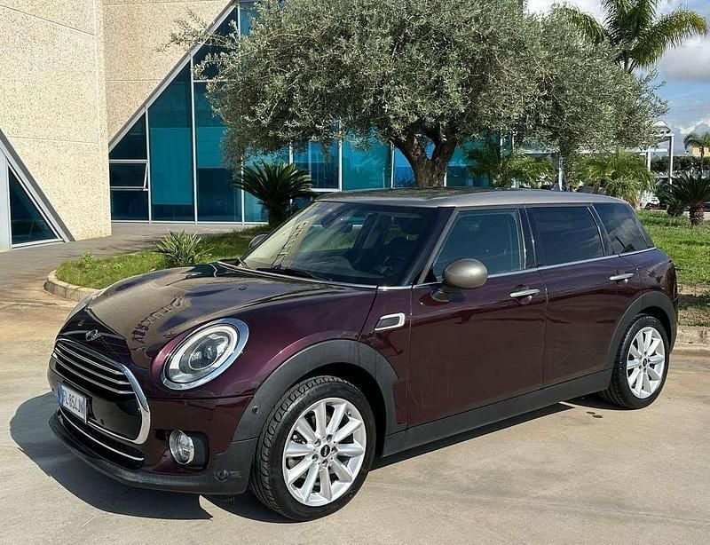 Viola Usata 2017 Mini Cooper D Clubman Station wagon | 15.900 € (Buon prezzo) - Immagine 1/4