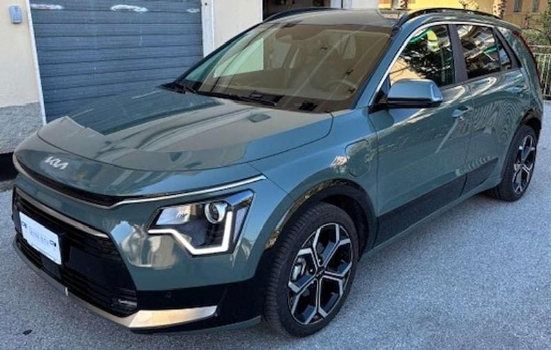 Usata Kia Niro Style 92 CV (67 kW) 2025 Cityscape green SUV
