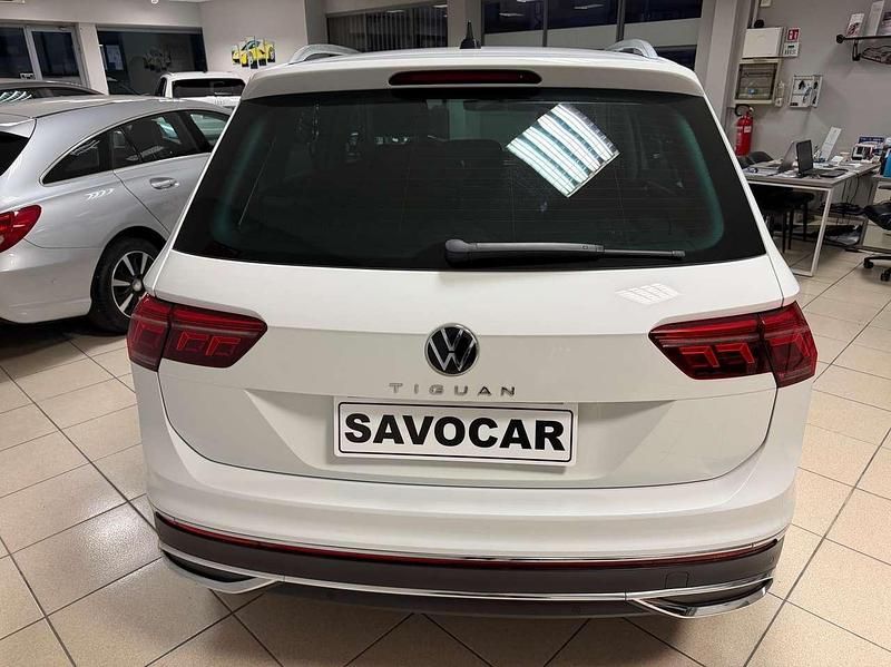 Usata VW Tiguan Elegance 150 CV (110 kW) 2021 Bianco SUV