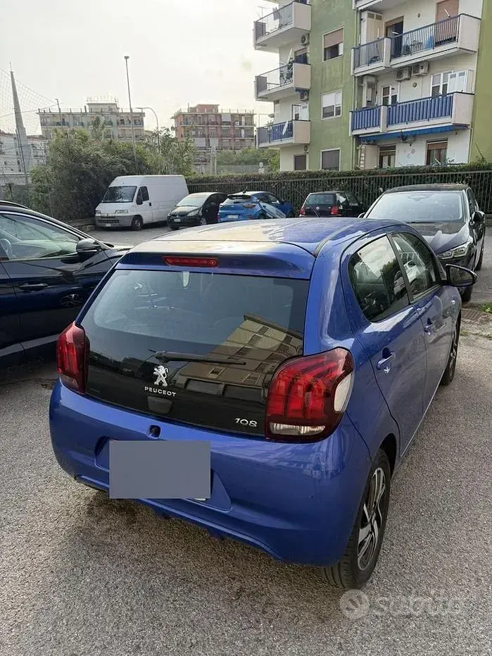 Usata Peugeot 108 Allure 72 CV (52 kW) 2020 Bluazzurro Berlina