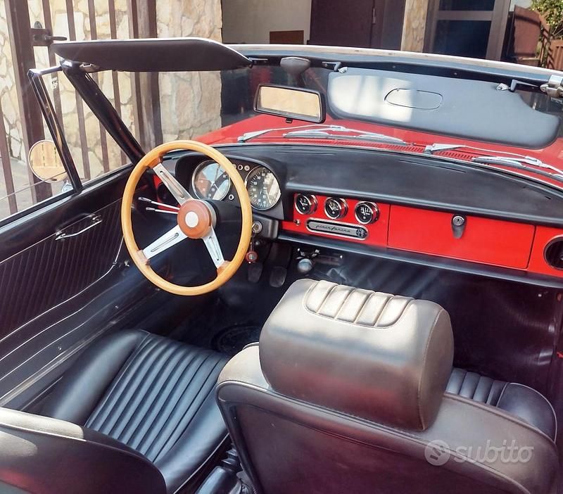 Usata Alfa Romeo Spider 1970 Rosso Cabrio