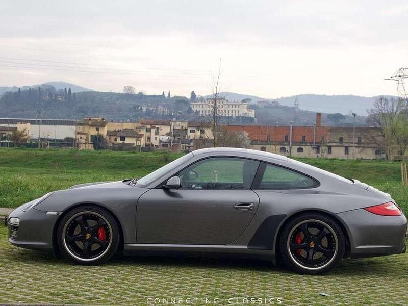 Usata Porsche 911 Carrera 4S 385 CV (283 kW) 2009 Meteor gray Coupé