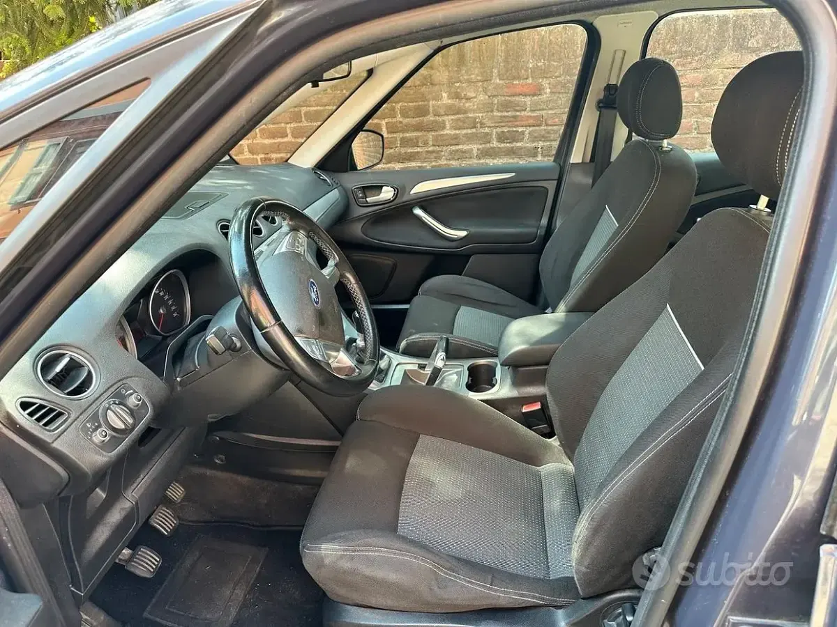 Gebraucht Ford S-MAX S 163 PS (119 kW) 2010 Blau Van / Kleinbus