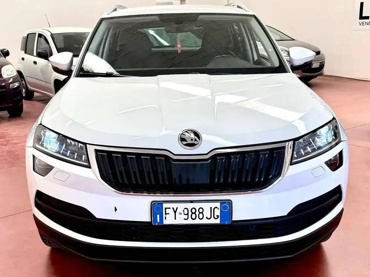 Usata Skoda Karoq SportLine 150 CV (110 kW) 2020 Bianco SUV