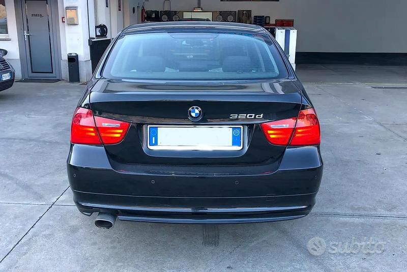Usata BMW 320 Comfort Edition 177 CV (130 kW) 2009 Nero Berlina