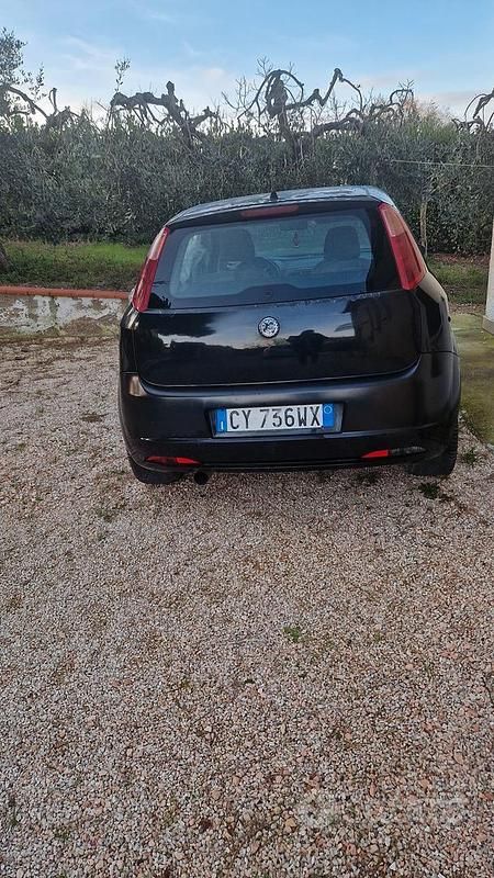 Usata Fiat Grande Punto 90 CV (66 kW) 2008 Nero Utilitaria