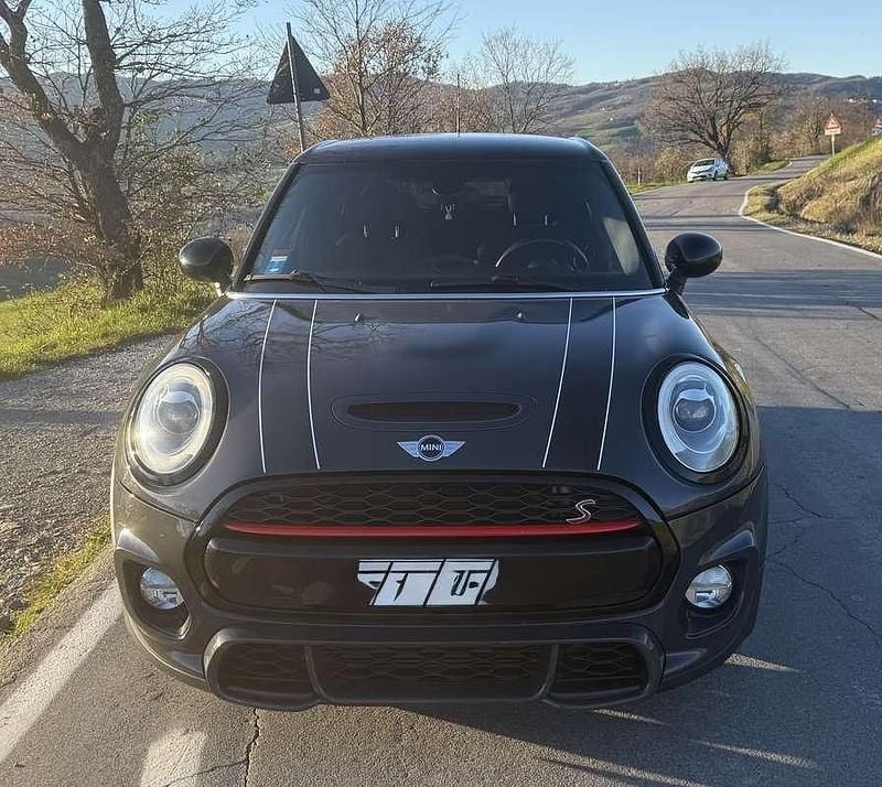 Usata Mini Cooper SD Business 170 CV (125 kW) 2015 Utilitaria