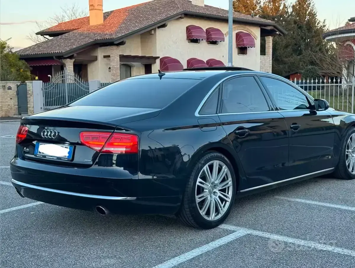 Usata Audi A8 350 CV (257 kW) 2010 Berlina