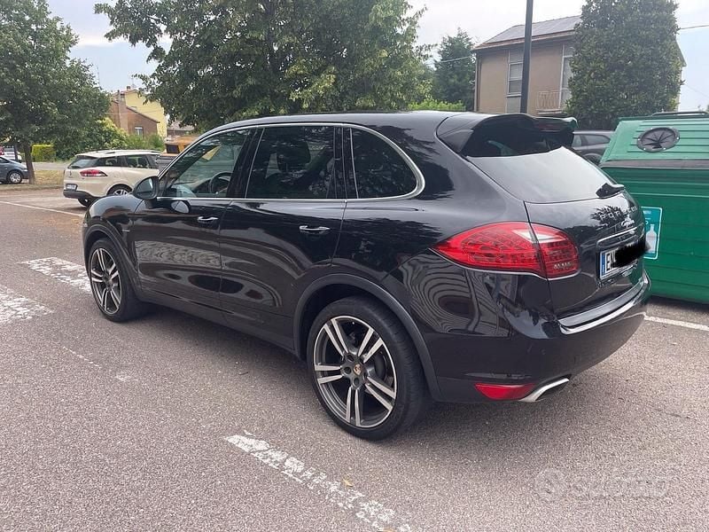 Occasion Porsche Cayenne 245 ch (180 kW) 2012 Noir SUV