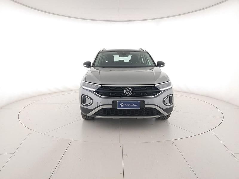 Usata VW T-Roc Life 116 CV (85 kW) 2025 Pyrit silver metallizzato nero SUV