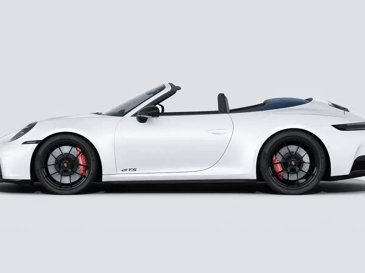 Nuova Porsche 911 Carrera 4 GTS 2026 Grigio ghiaccio metallizzato/capote blu Cabrio