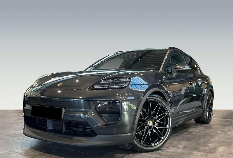 Grigio vulcano metallizzato Usata 2025 Porsche Macan SUV | 92.900 € - Immagine 1/4