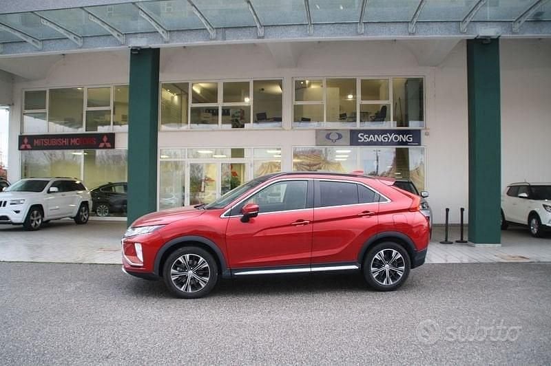 Rosso Usata 2017 Mitsubishi Eclipse SUV | 15.500 € - Immagine 1/4
