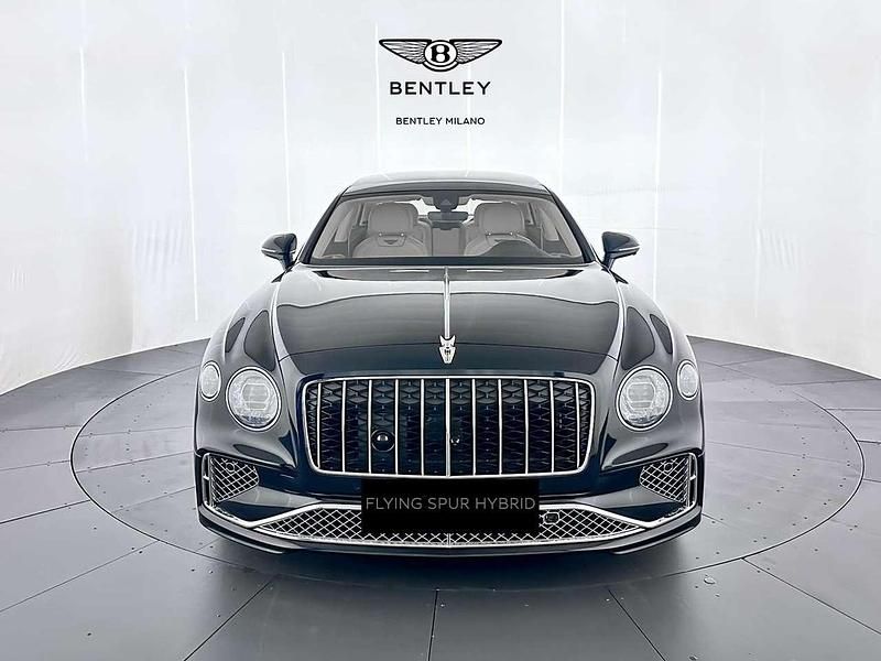 Nuova Bentley Flying Spur 782 CV (575 kW) 2026 Blu Berlina