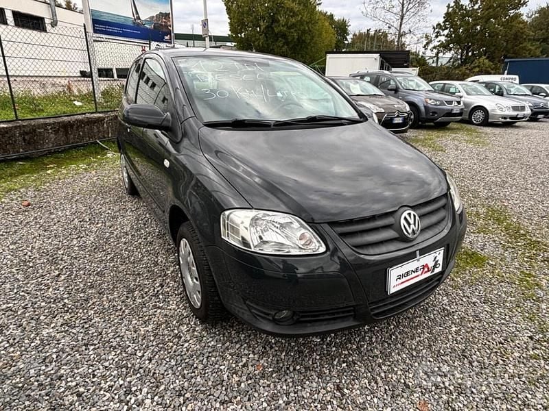 Usata VW Fox 69 CV (50 kW) 2008 Grigio Utilitaria