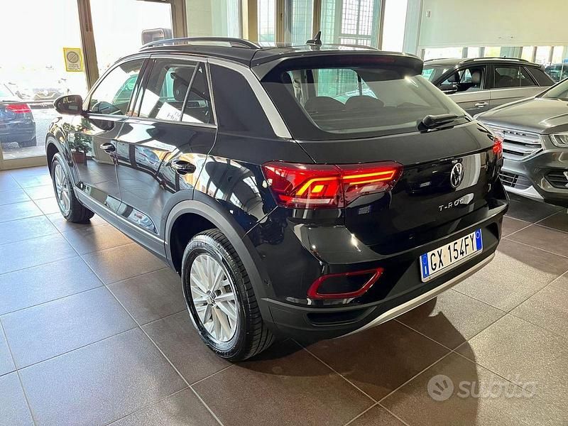Usata VW T-Roc Edition 116 CV (85 kW) 2024 Grigio SUV