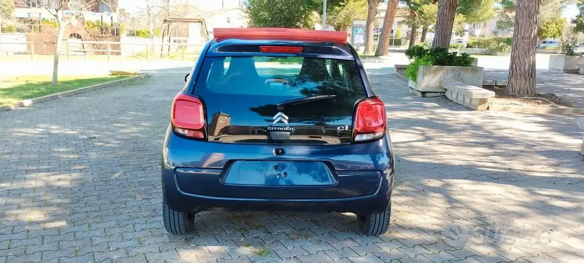 Gebraucht Citroën C1 Shine 69 PS (50 kW) 2015 Blau Kleinwagen