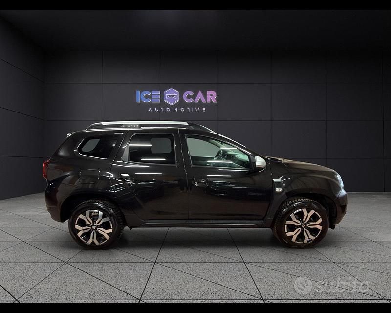 Käytetty Dacia Duster Prestige 116 HP (85 kW) 2022 Musta Katumaasturi