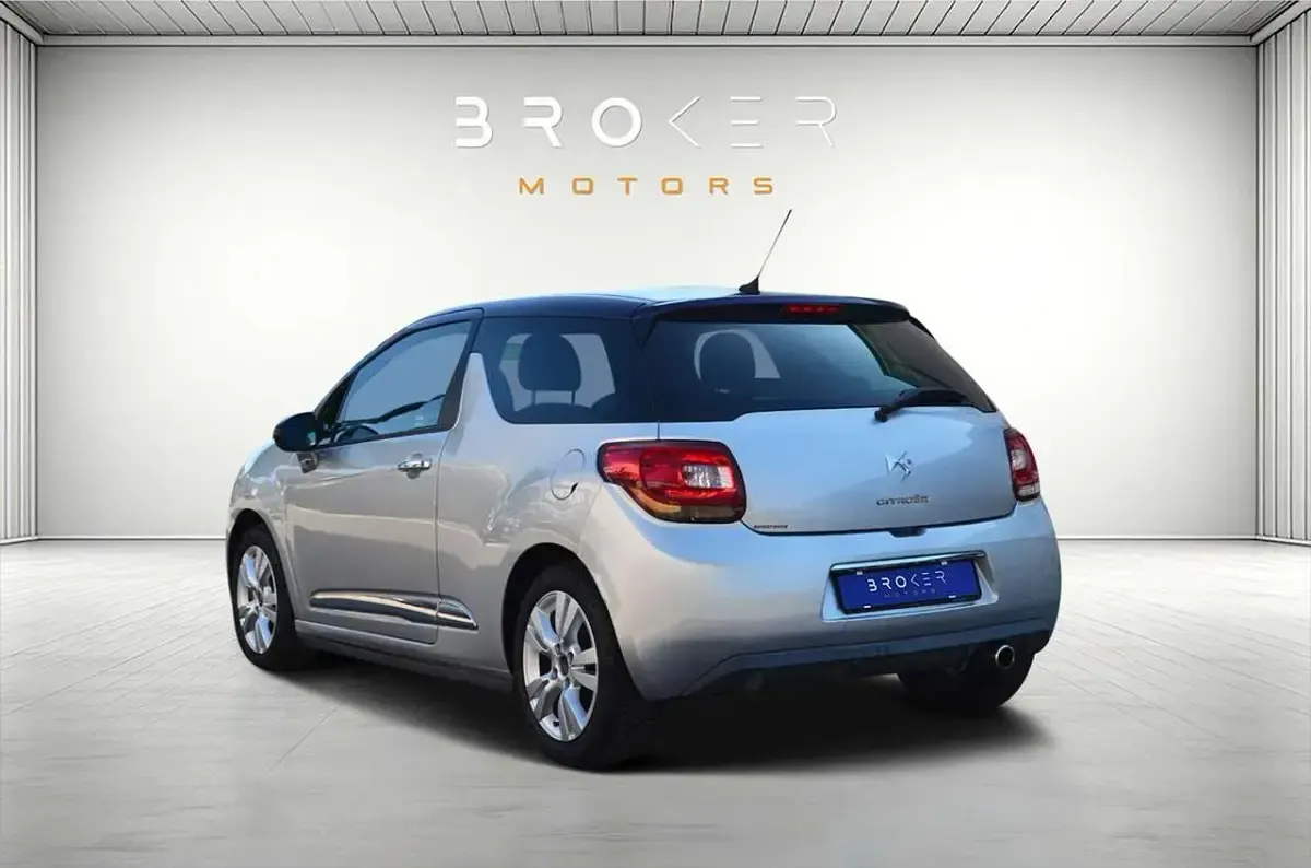 Usata Citroën DS3 So Chic 82 CV (60 kW) 2013 Grigio Berlina