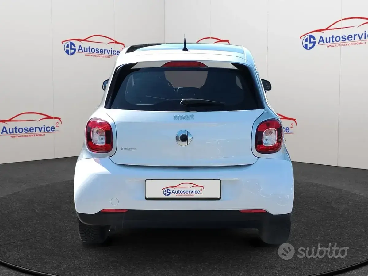 Usata Smart ForFour Prime 71 CV (52 kW) 2015 Bianco Utilitaria