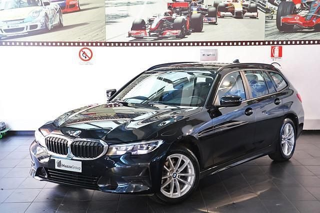 Usata BMW 318 Advantage 150 CV (110 kW) 2022 Nero Station wagon