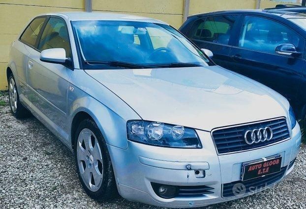 Usata Audi A3 Attraction 140 CV (102 kW) 2006 Argento Utilitaria