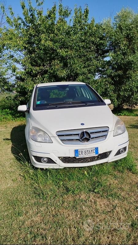 Usata Mercedes B170 2009 Bianco Monovolume
