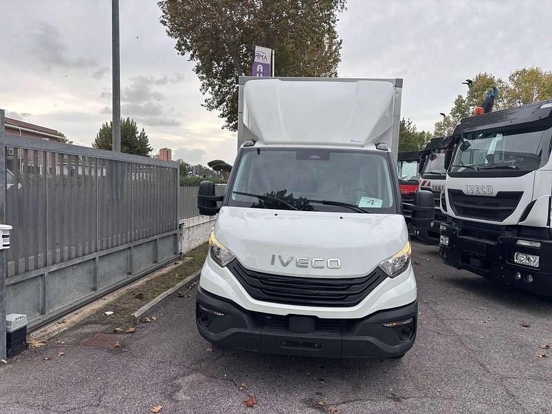 Nuova Iveco Daily 160 CV (117 kW) 2025 Bianco Furgone