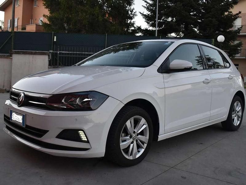 Usata 2020 VW Polo Highline Tre volumi | 13.500 € (Buon prezzo) - Immagine 1/4