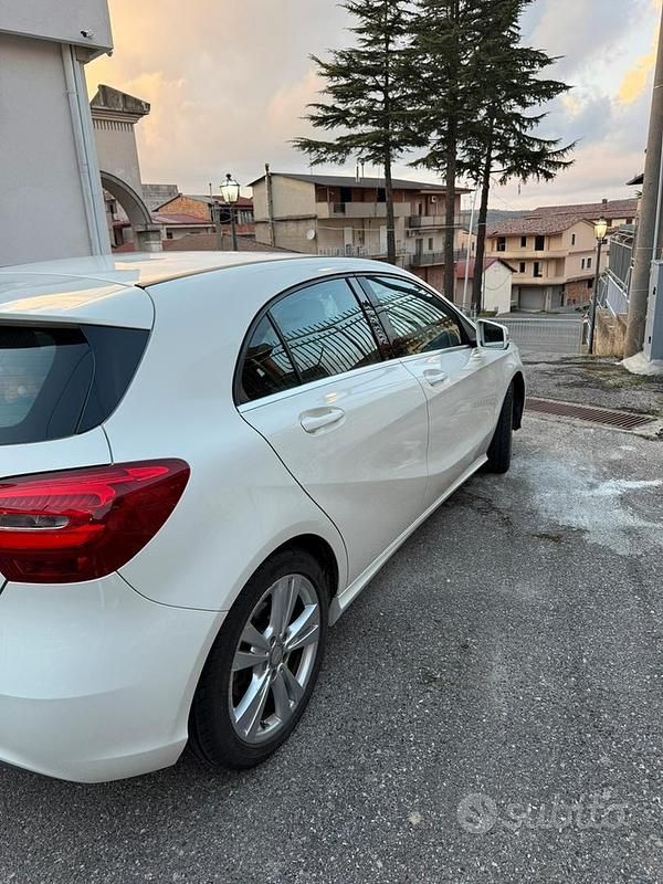 Usata Mercedes A180 Premium 2016 Berlina