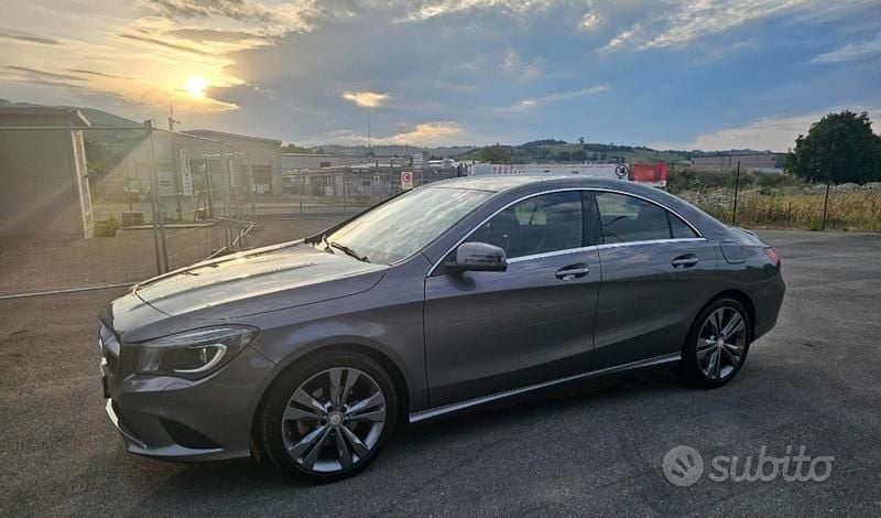 Usata Mercedes CLA200 136 CV (100 kW) 2013 Grigio Coupé