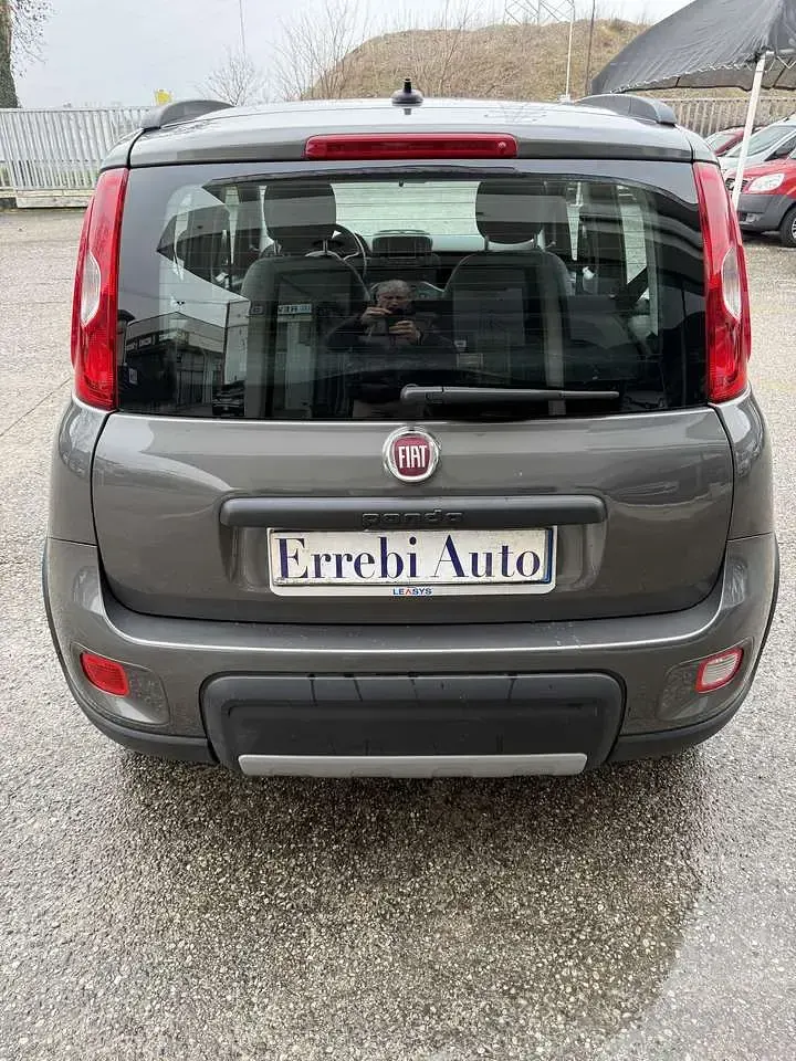 Usata Fiat Panda City Life 69 CV (50 kW) 2022 Grigio scuro Utilitaria