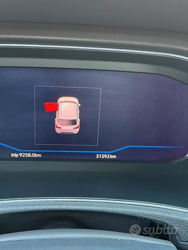 Usata VW T-Roc Style 116 CV (85 kW) 2019 Bianco SUV