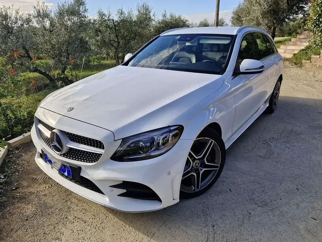 Usata Mercedes C220 194 CV (142 kW) 2019 Bianco Station wagon