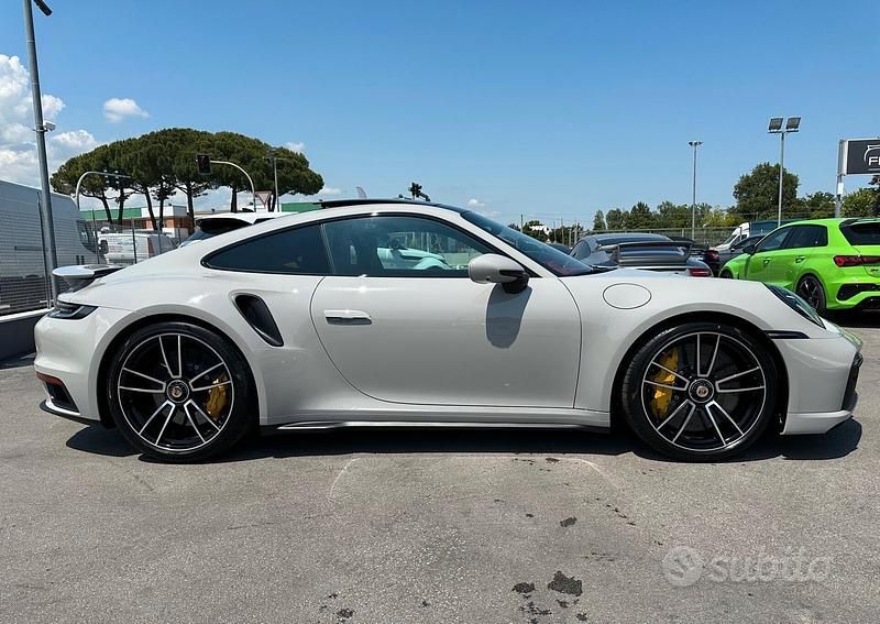 Usata Porsche 911 Turbo S 650 CV (478 kW) 2023 Grigio Coupé