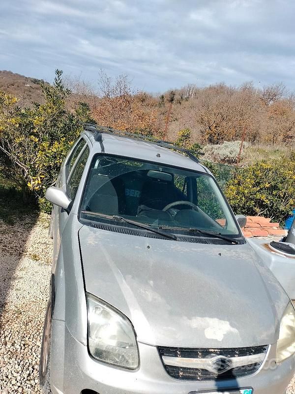 Usata Suzuki Ignis 94 CV (69 kW) 2005 Grigio Utilitaria