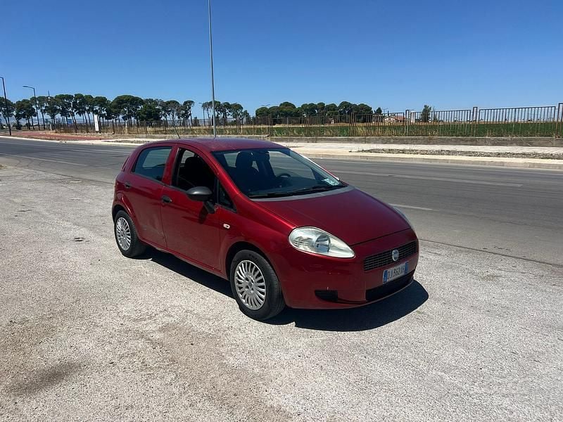 Usata Fiat Grande Punto 65 CV (47 kW) 2007 Utilitaria