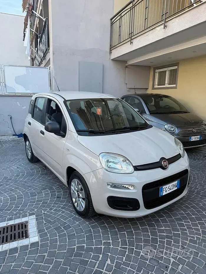 Usata Fiat Panda Lounge 95 CV (69 kW) 2016 Beige Utilitaria
