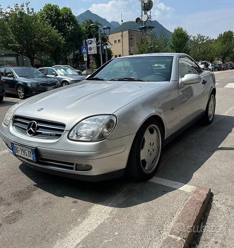 Usata Mercedes SLK200 192 CV (141 kW) 1999 Grigio Cabrio