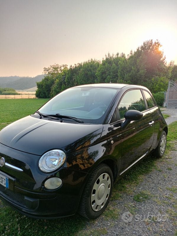 Usata Fiat 500 Pop 69 CV (50 kW) 2010 Nero Utilitaria