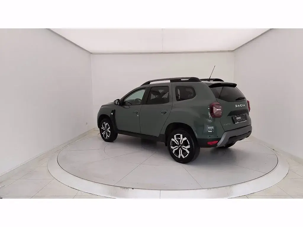 Usata Dacia Duster Prestige 101 CV (74 kW) 2022 Verde SUV