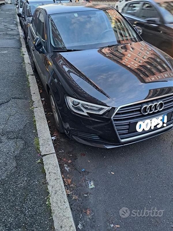 Usata Audi A3 Business 116 CV (85 kW) 2018 Nero Berlina