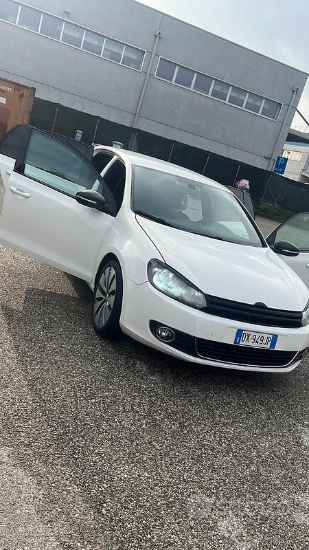 Usata VW Golf VI 2010 Bianco Utilitaria