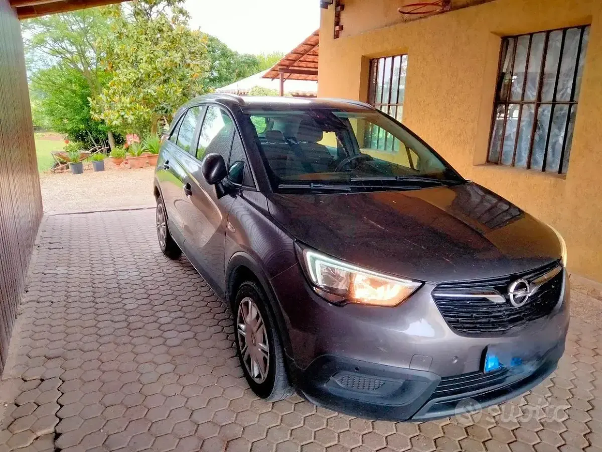 Usata Opel Crossland X S 120 CV (88 kW) 2019 Marrone SUV