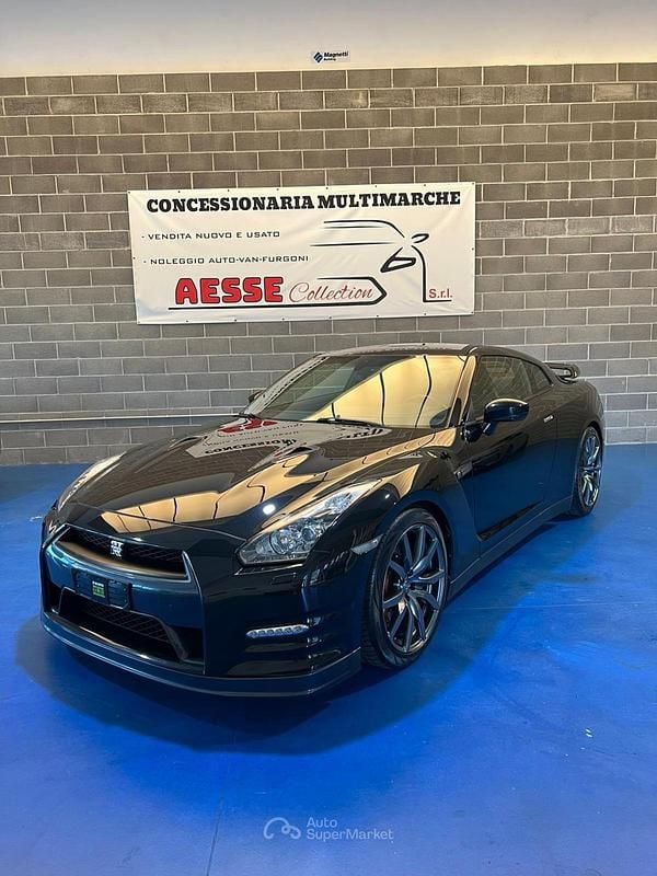 Nero Usata 2014 Nissan GT-R Black Edition Coupé | 104.000 € - Immagine 1/4